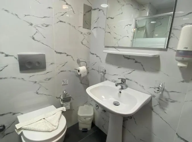 Готель Paradise